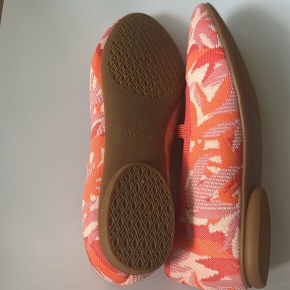 Vivaia Almond-Toe Tamia Mary-Jane in Multi Coral Tropical size 36 / New - Picture 8 of 9
